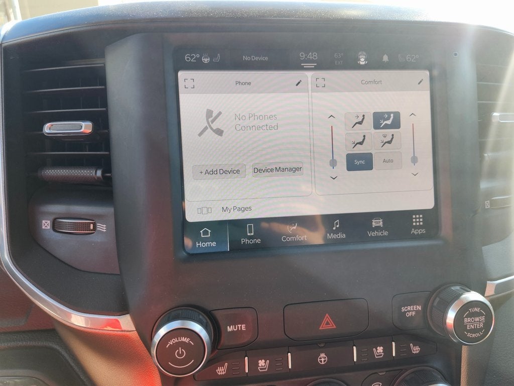 2022 RAM 1500 Laramie Crew Cab 4x4 5'7' Box