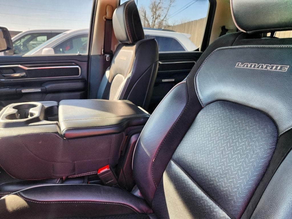 2022 RAM 1500 Laramie Crew Cab 4x4 5'7' Box