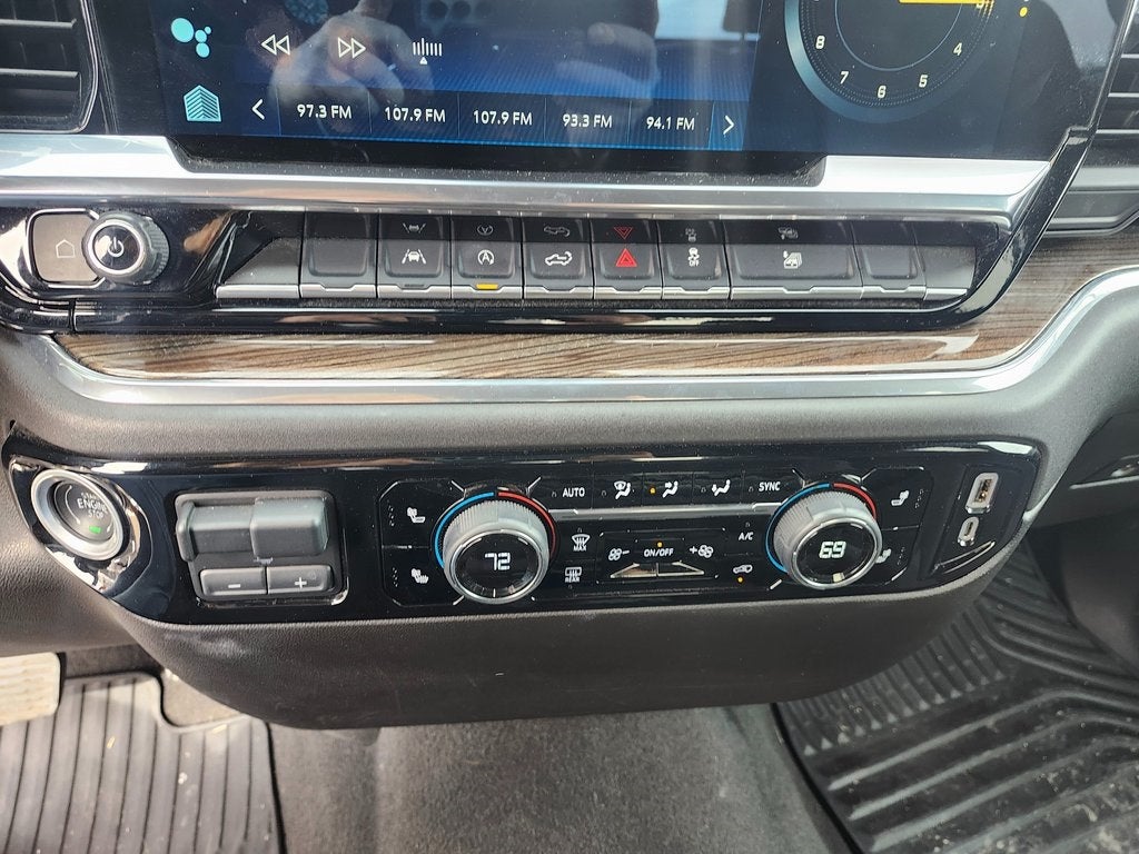 2025 Chevrolet Silverado 1500 4WD Crew Cab Standard Bed LT