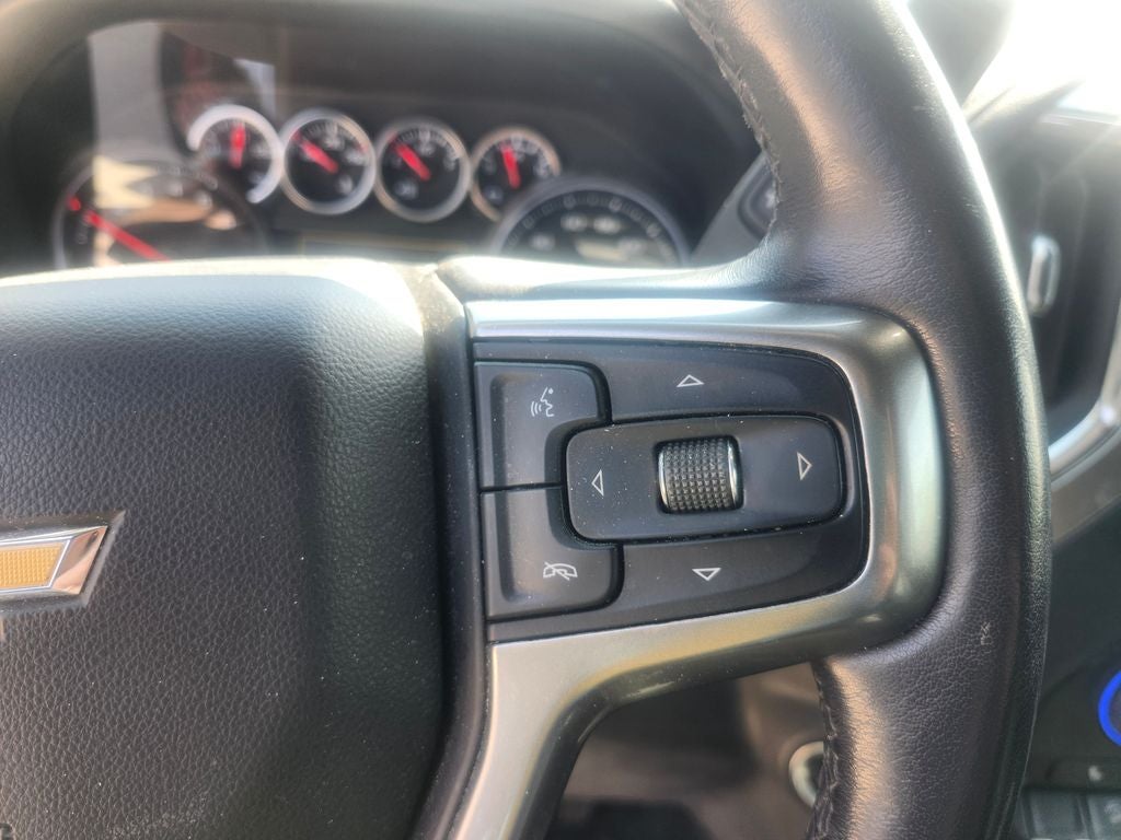 2021 Chevrolet Silverado 1500 4WD Crew Cab Short Bed LT