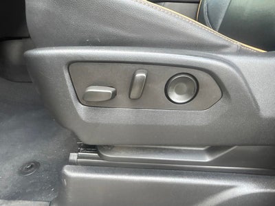 2023 GMC Yukon 4WD AT4