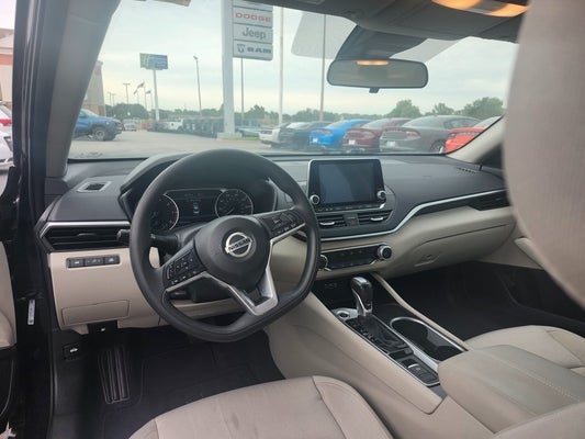 2021 Nissan Altima SV Intelligent AWD in Oklahoma City, OK - Ted Moore Auto Group