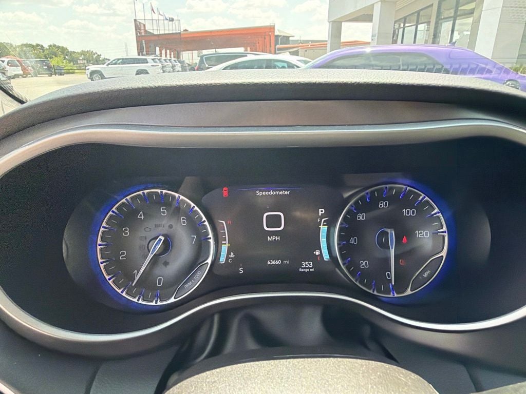 2024 Chrysler Pacifica Touring L