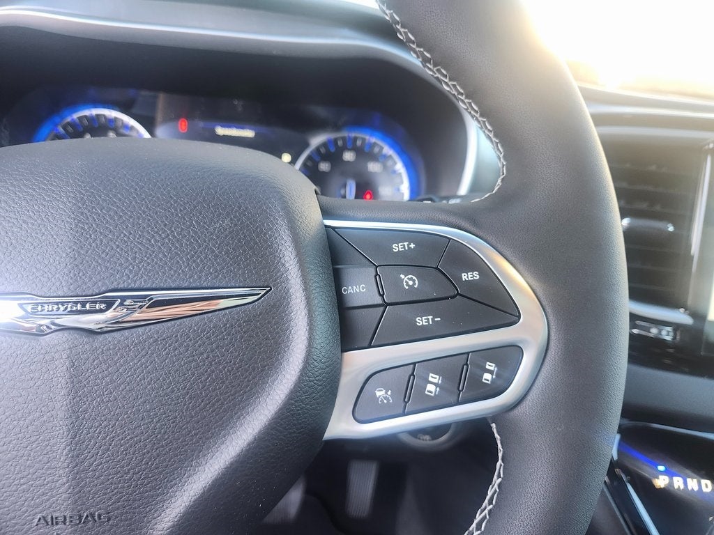 2026 Chrysler Voyager VOYAGER LX