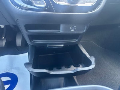 2027 Chrysler Pacifica PACIFICA SELECT AWD