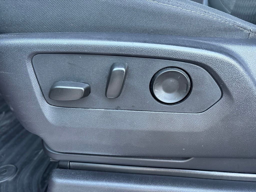 2025 Chevrolet Silverado 2500HD 4WD Crew Cab Standard Bed LT