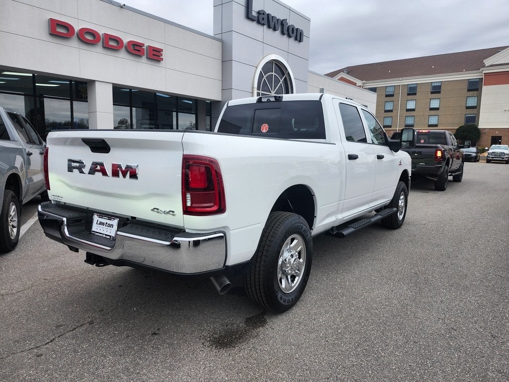 2026 RAM Ram 3500 RAM 3500 TRADESMAN CREW CAB 4X4 6'4' BOX
