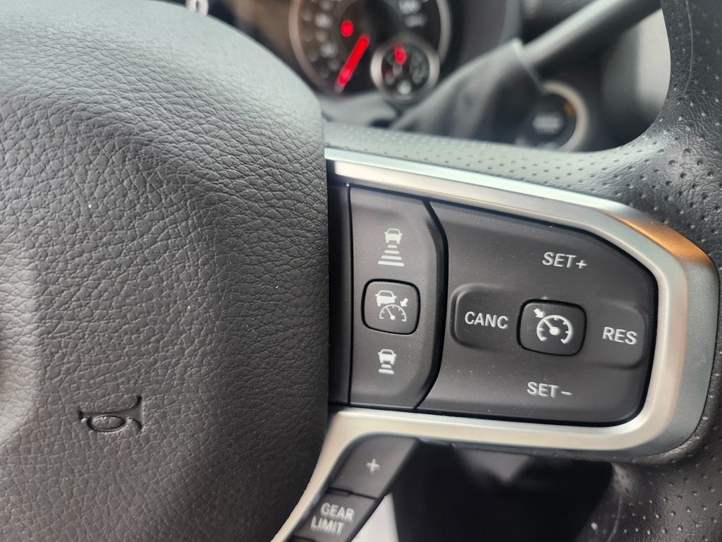 2025 RAM Ram 2500 RAM 2500 TRADESMAN CREW CAB 4X4 6'4' BOX