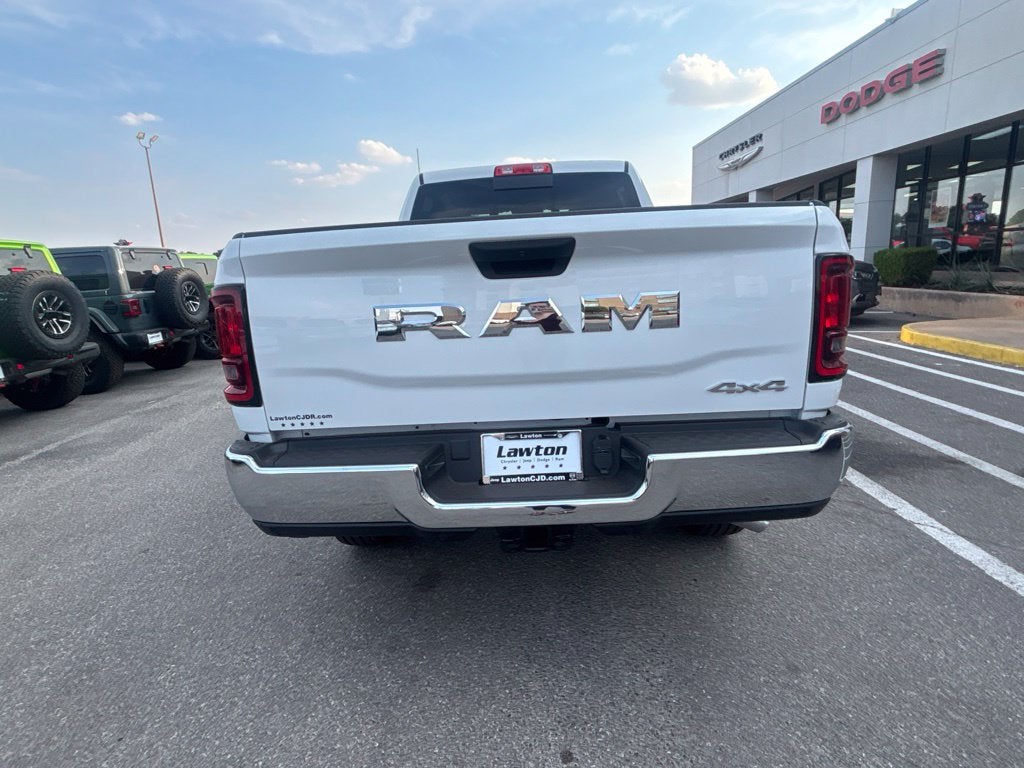 2027 RAM Ram 2500 RAM 2500 TRADESMAN CREW CAB 4X4 6'4' BOX