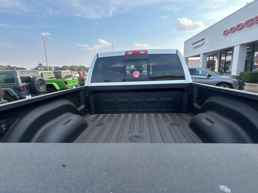 2027 RAM Ram 2500 RAM 2500 TRADESMAN CREW CAB 4X4 6'4' BOX