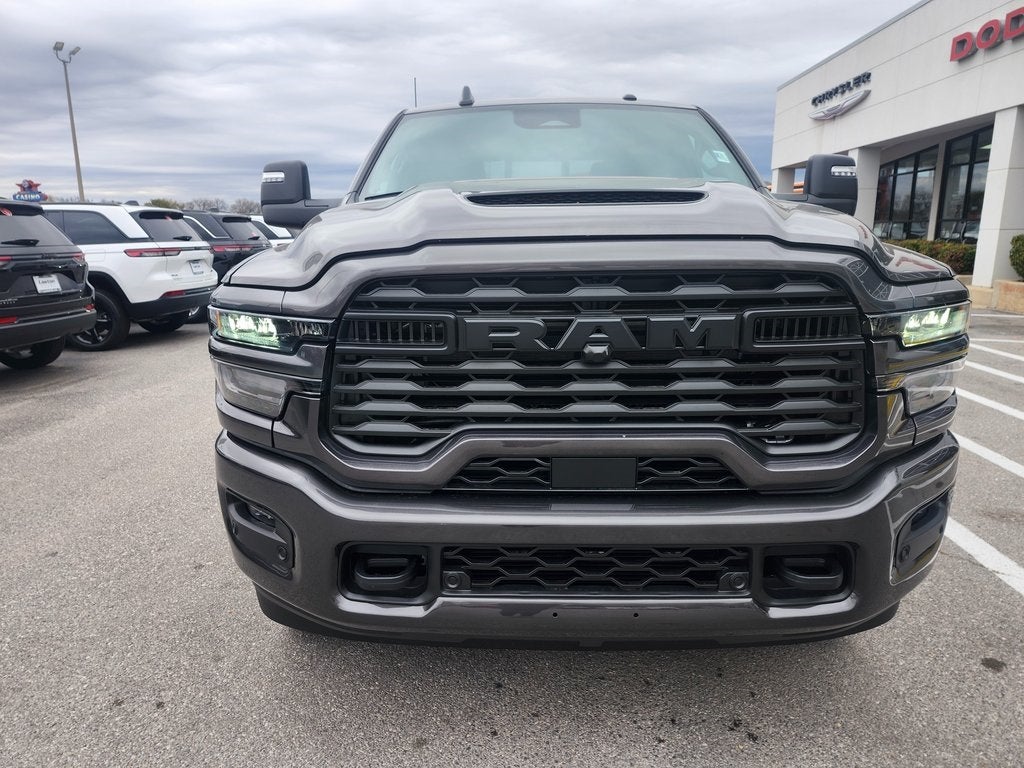 2026 RAM Ram 2500 RAM 2500 BLACK EXPRESS CREW CAB 4X4 6'4' BOX