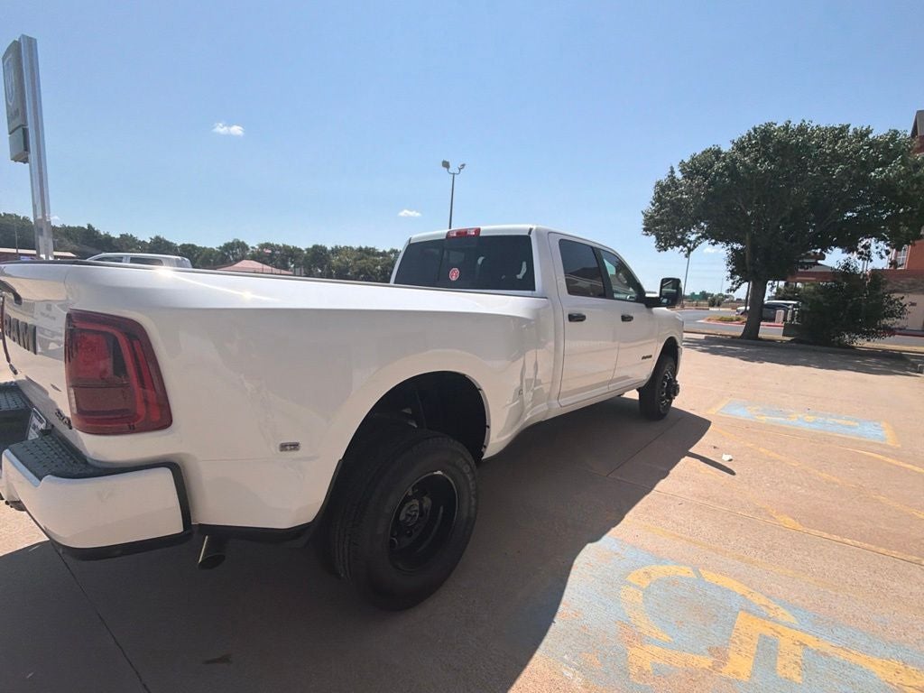 2026 RAM 3500 RAM 3500 BIG HORN CREW CAB 4X4 8' BOX