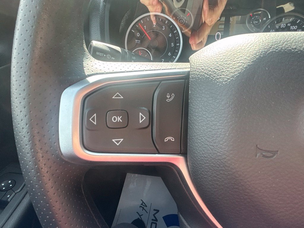 2027 RAM Ram 1500 RAM 1500 TRADESMAN CREW CAB 4X4 5'7' BOX