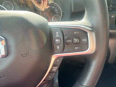 2027 RAM Ram 1500 RAM 1500 TRADESMAN CREW CAB 4X4 5'7' BOX