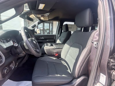 2027 RAM Ram 1500 RAM 1500 TRADESMAN CREW CAB 4X4 5'7' BOX