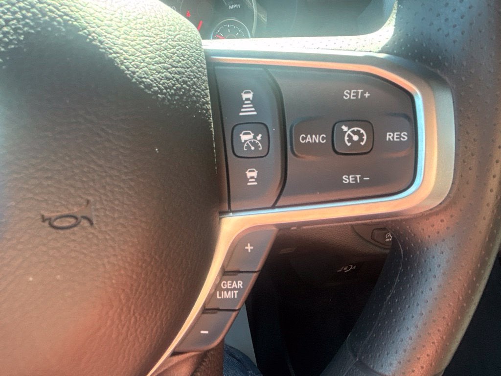 2027 RAM Ram 1500 RAM 1500 WARLOCK CREW CAB 4X4 5'7' BOX