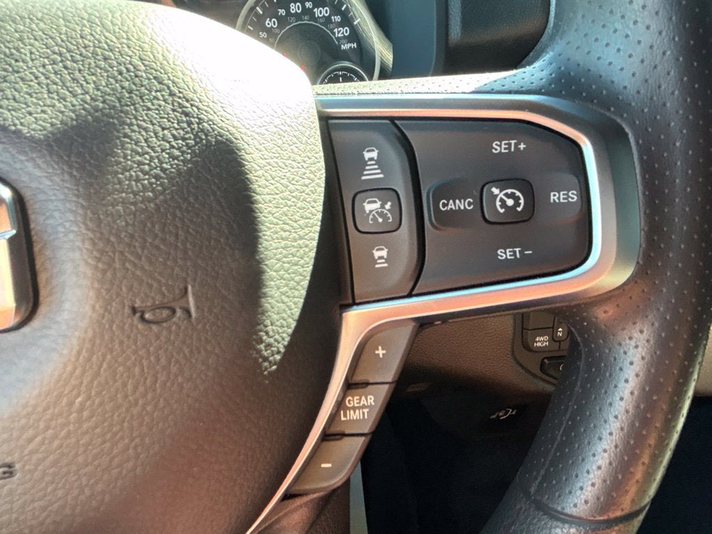 2027 RAM Ram 1500 RAM 1500 WARLOCK CREW CAB 4X4 5'7' BOX