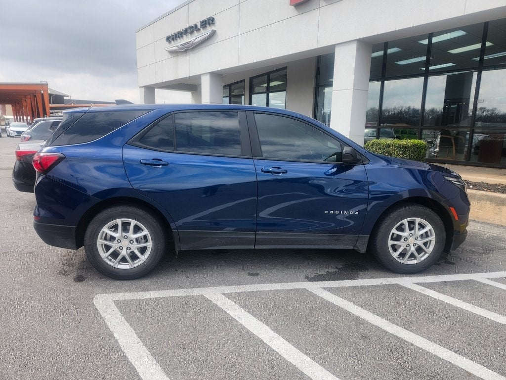 2023 Chevrolet Equinox FWD LS