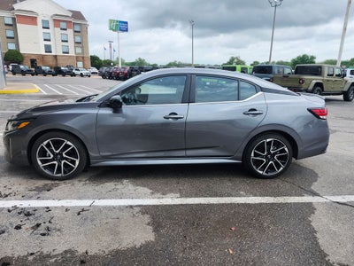 2025 Nissan Sentra SR