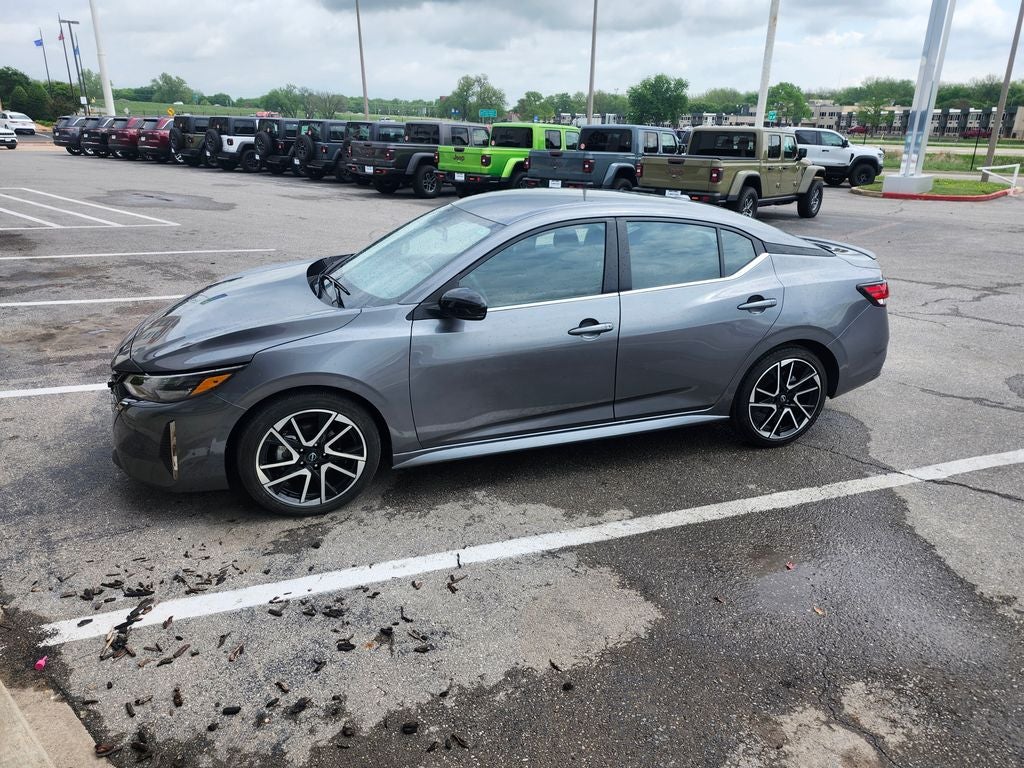 2025 Nissan Sentra SR