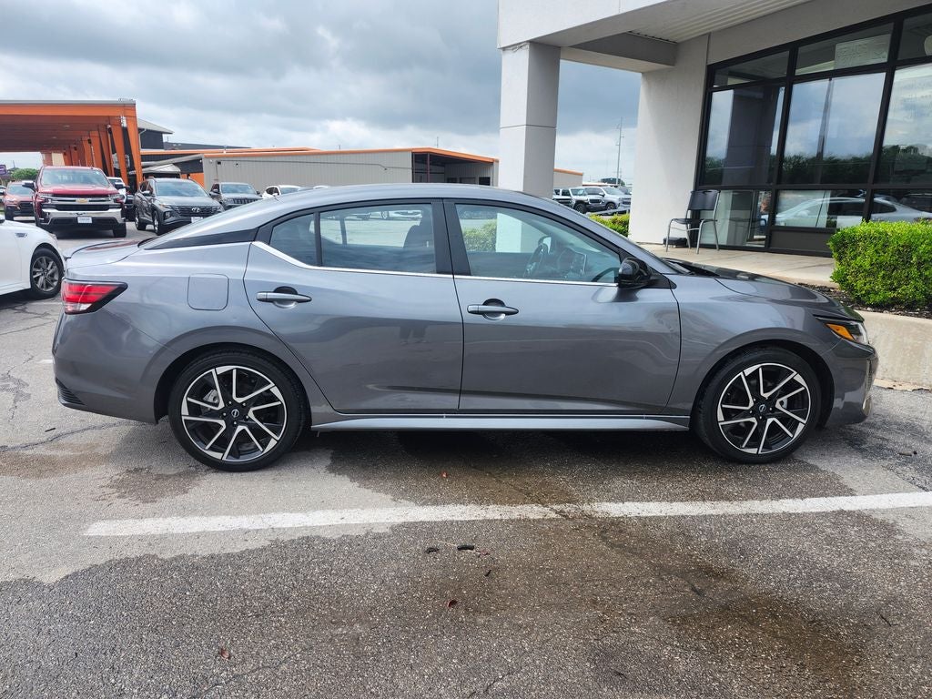2025 Nissan Sentra SR