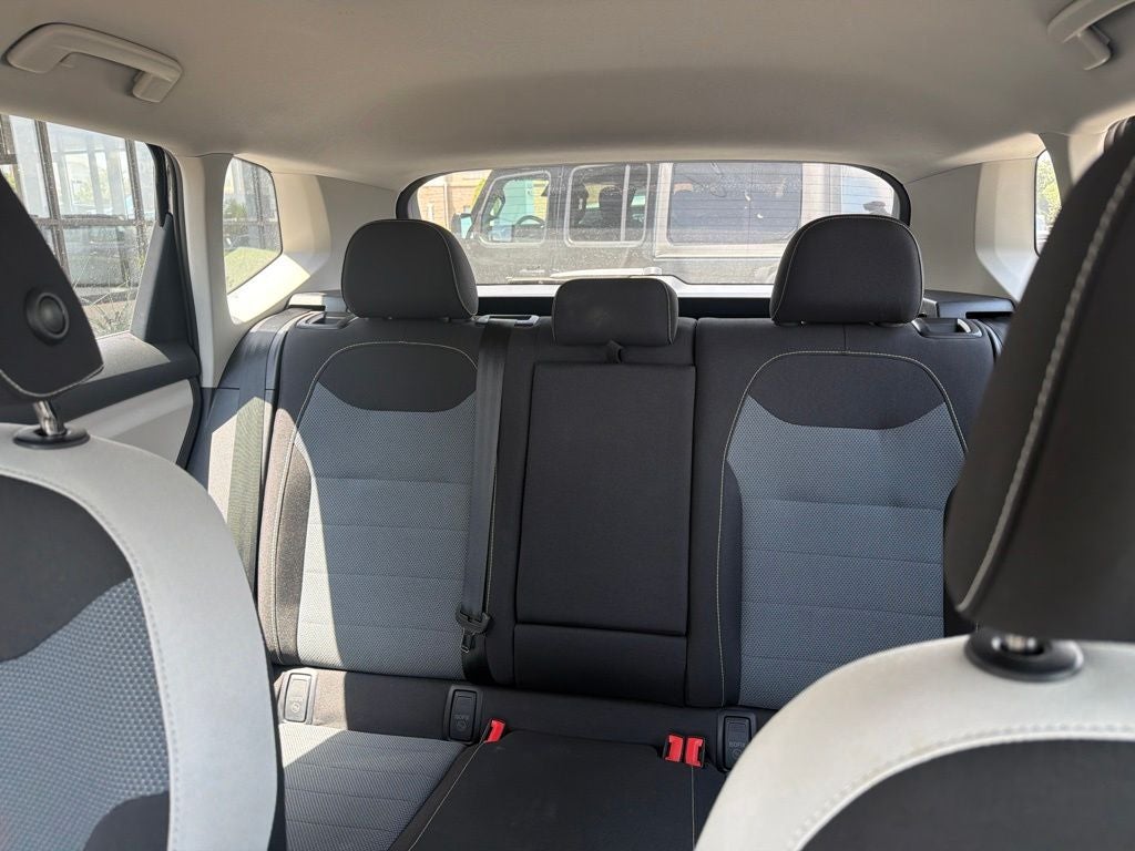 2025 Volkswagen Taos 1.5T S