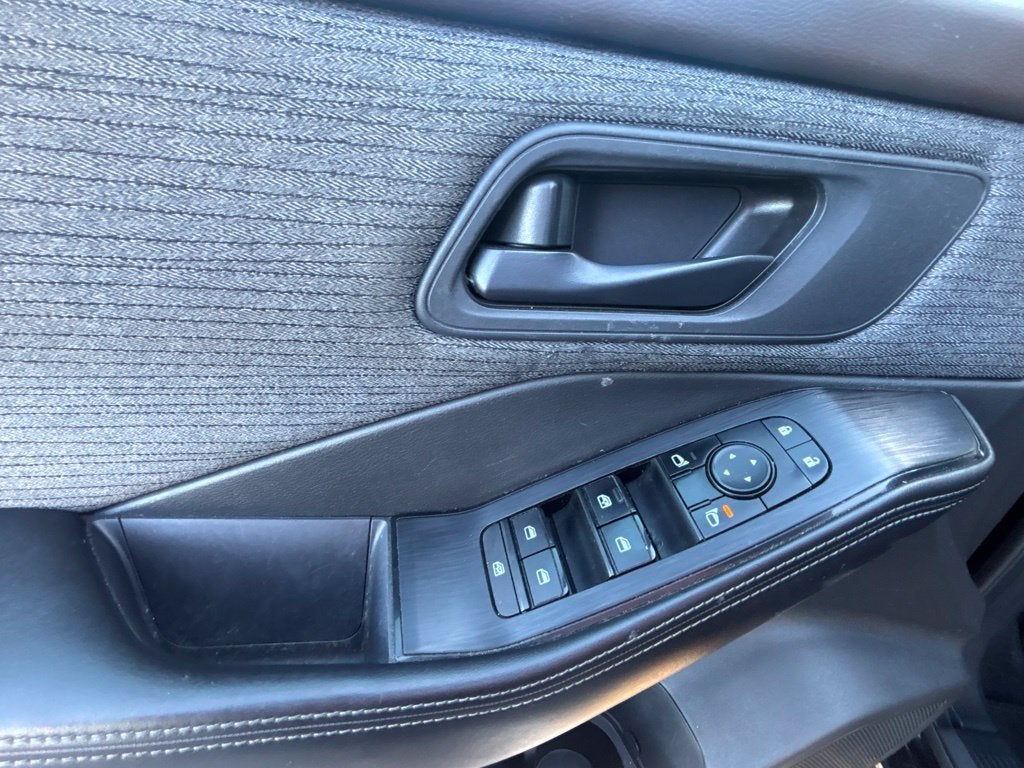 2021 Nissan Rogue S FWD