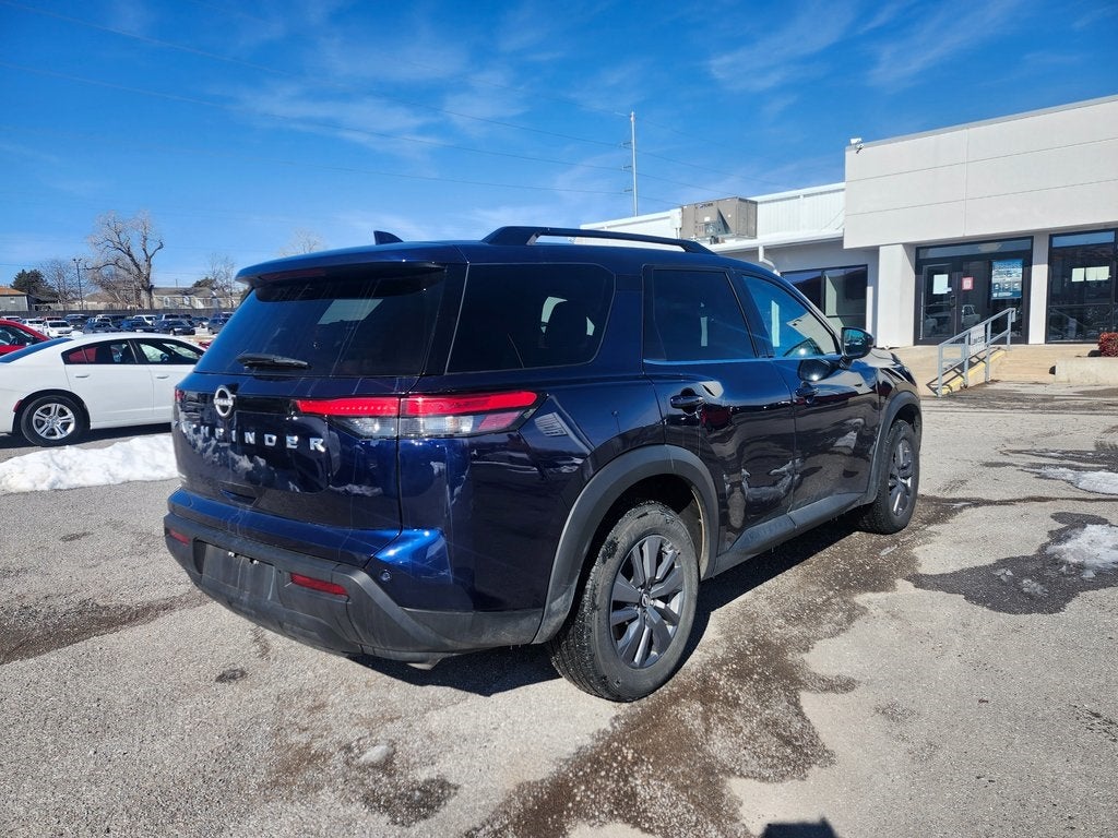 2025 Nissan Pathfinder SV FWD