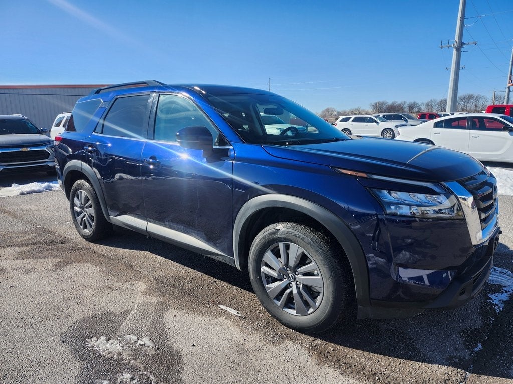 2025 Nissan Pathfinder SV FWD
