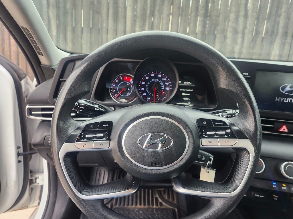 2021 Hyundai Elantra SE