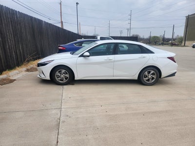 2021 Hyundai Elantra SE