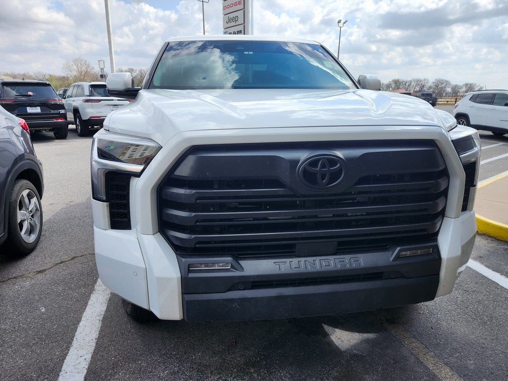 2023 Toyota Tundra 4WD SR5