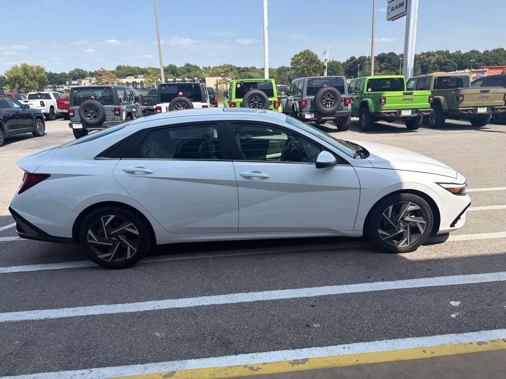 2025 Hyundai Elantra Limited