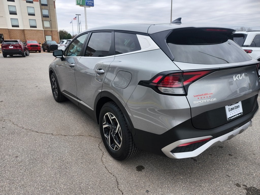 2024 Kia Sportage LX