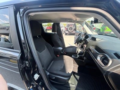 2023 Jeep Renegade Latitude 4x4