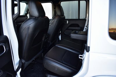 2023 Jeep Wrangler Sahara 4xe w/Body Colored Hard Top