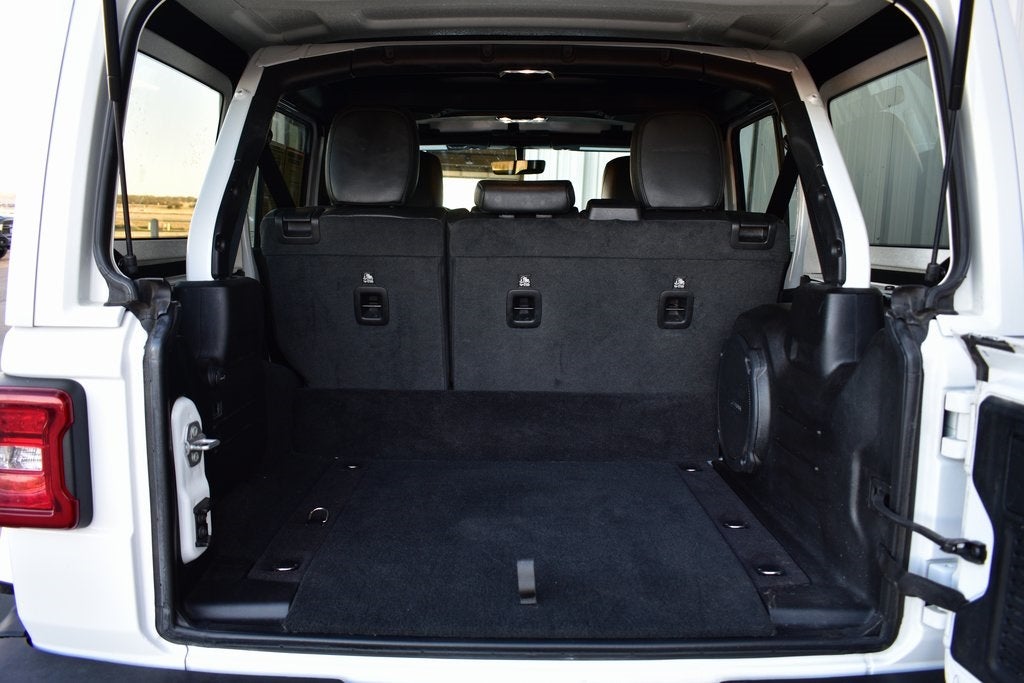 2023 Jeep Wrangler Sahara 4xe w/Body Colored Hard Top