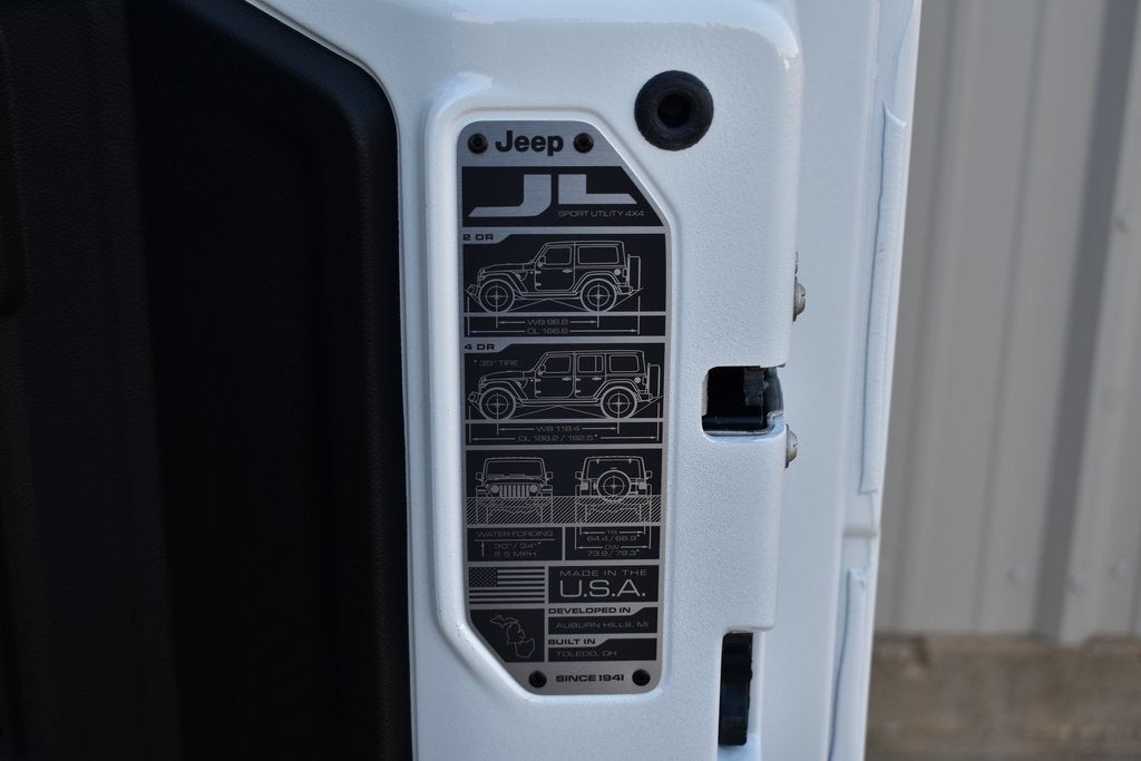 2025 Jeep Wrangler Sahara 4-Door 4x4