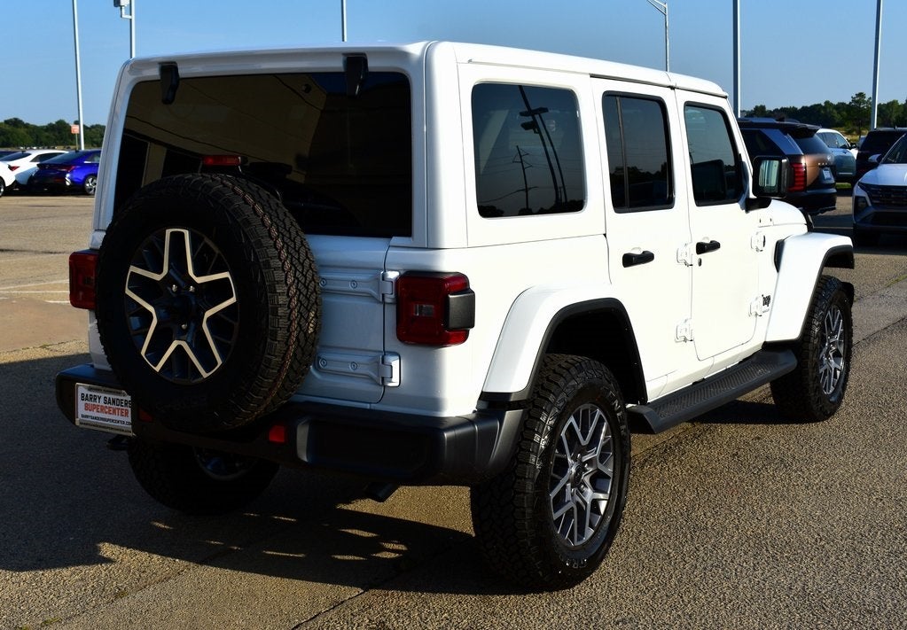 2025 Jeep Wrangler Sahara 4-Door 4x4