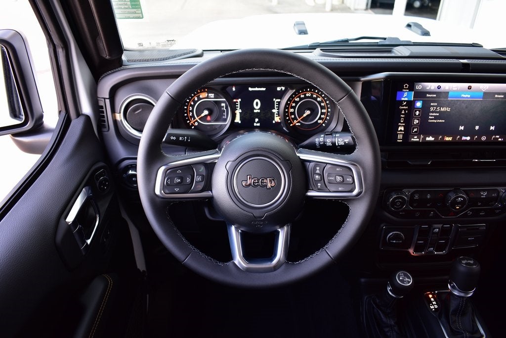 2025 Jeep Wrangler Sahara 4-Door 4x4