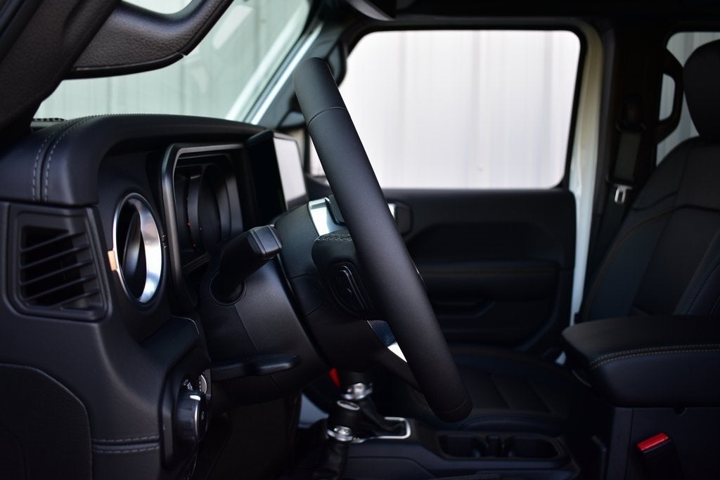 2025 Jeep Wrangler Sahara 4-Door 4x4