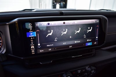 2025 Jeep Wrangler Sahara 4-Door 4x4