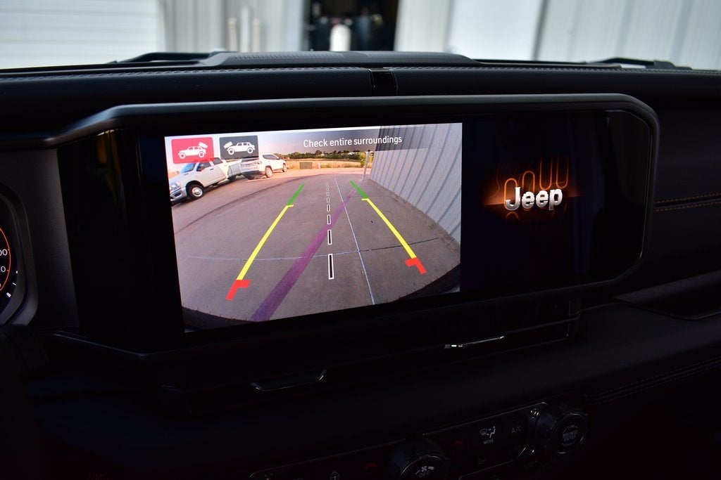 2025 Jeep Wrangler Sahara 4-Door 4x4