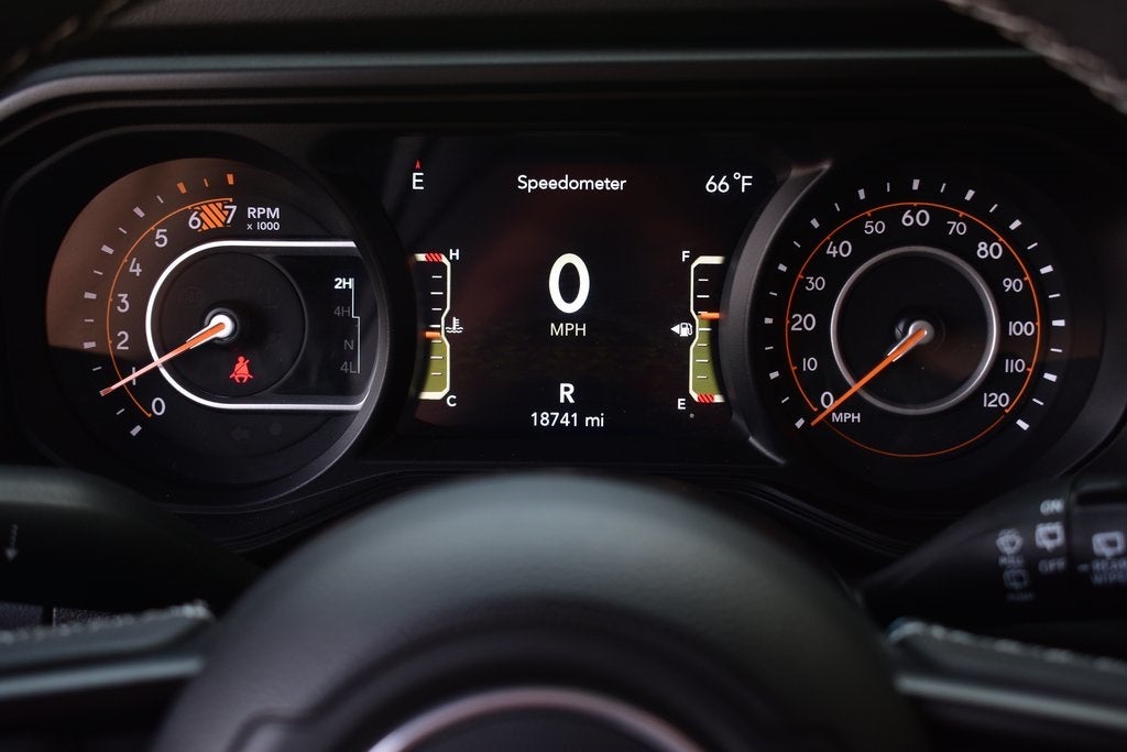 2025 Jeep Wrangler Rubicon Hard Top