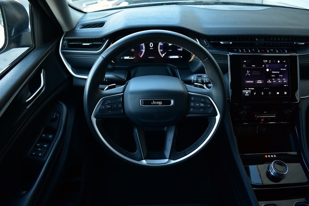 2023 Jeep Grand Cherokee Laredo 4x4