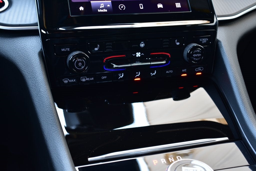 2025 Jeep Grand Cherokee L Altitude X 4x4