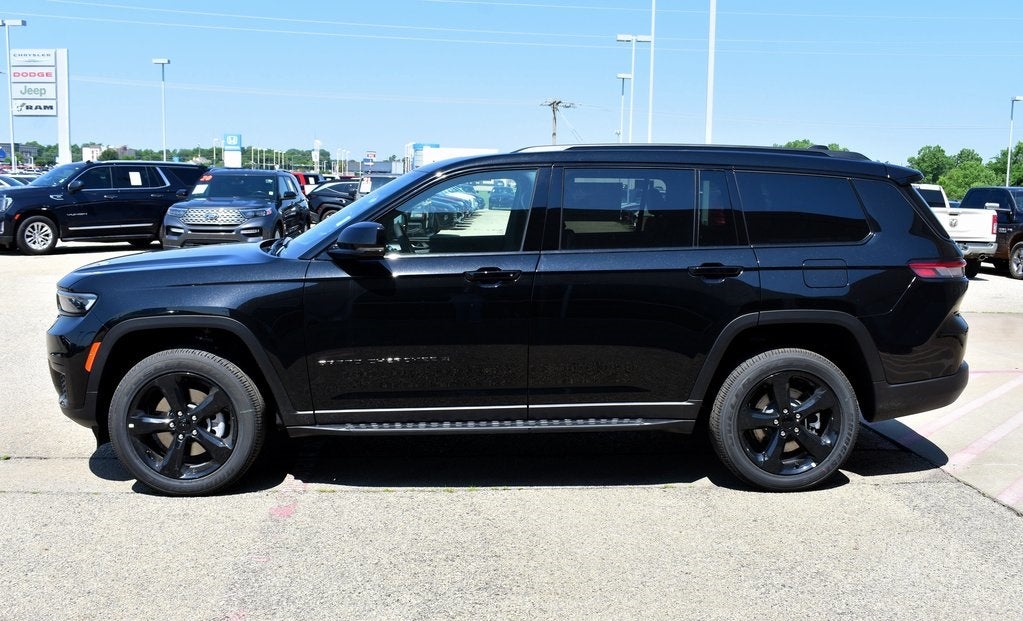 2025 Jeep Grand Cherokee L Altitude X 4x4