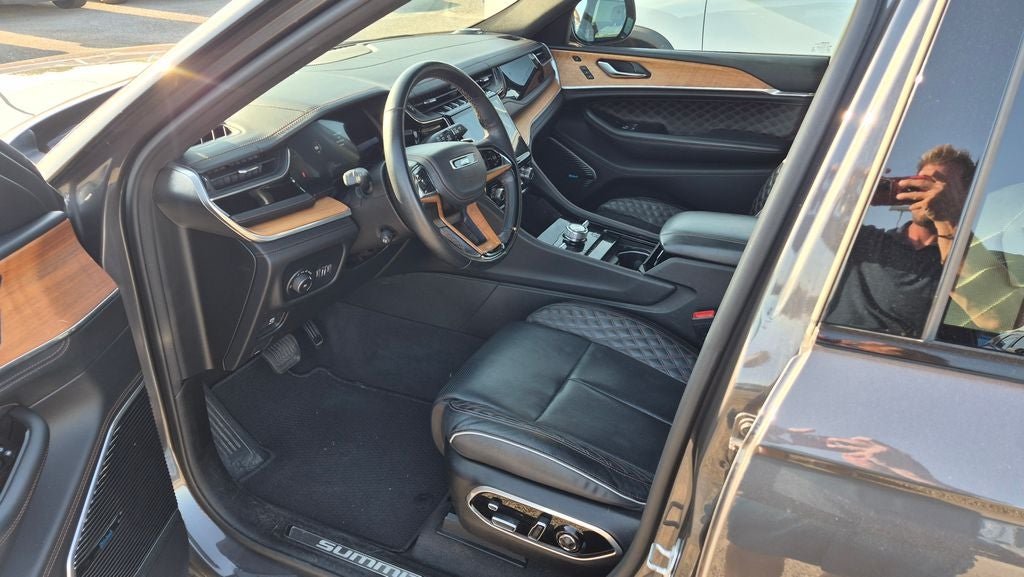 2022 Jeep Grand Cherokee L Summit