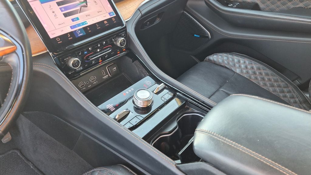2022 Jeep Grand Cherokee L Summit
