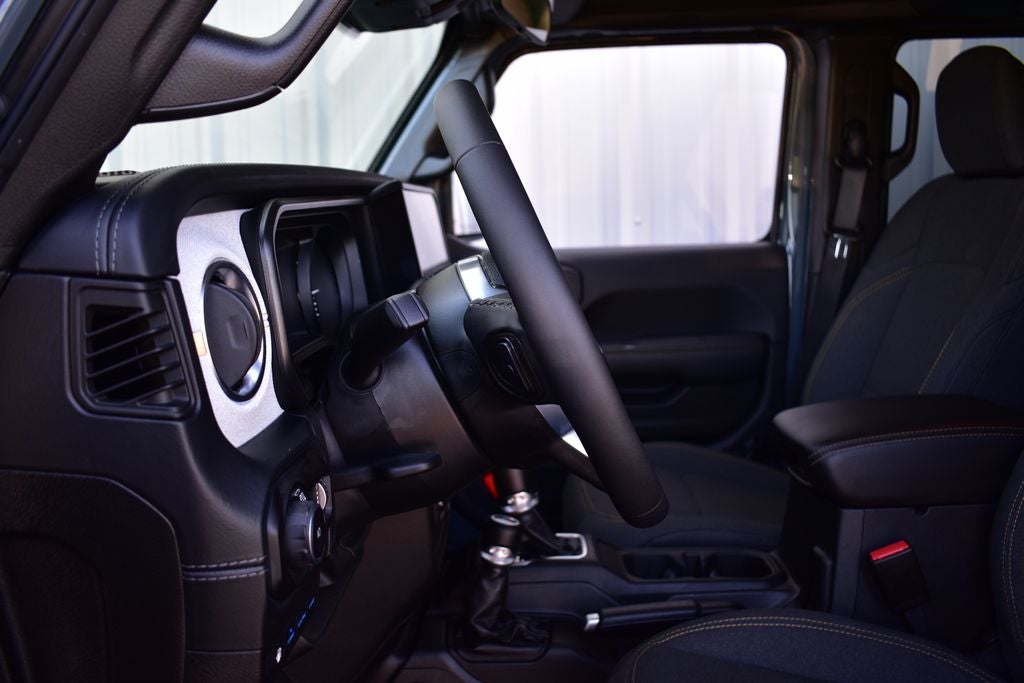 2025 Jeep Wrangler Sahara 4xe